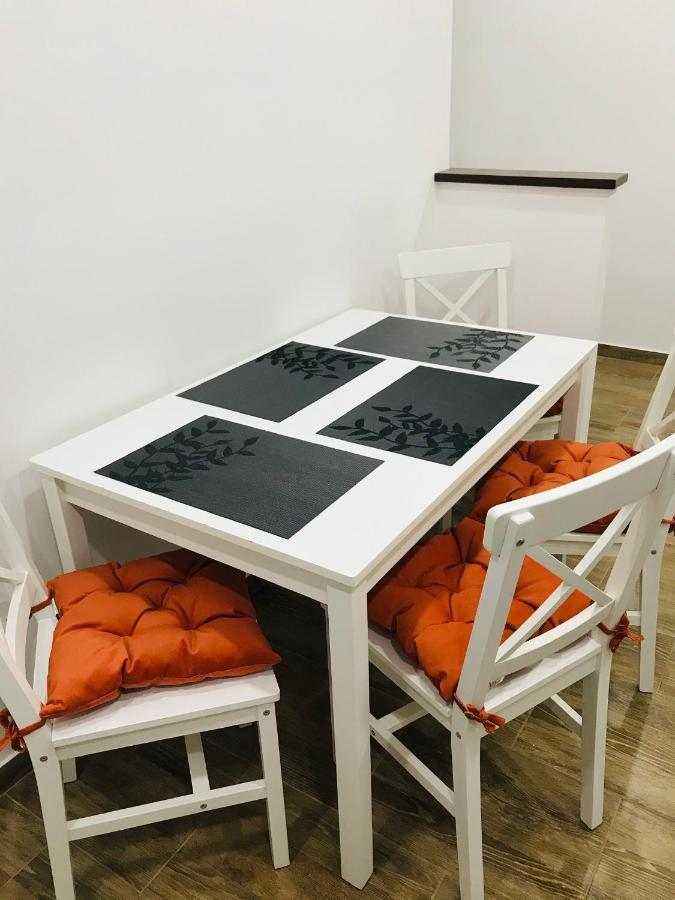 Comfy Apartment - Free Private Parking,Ac,Wi-Fi Карей Экстерьер фото